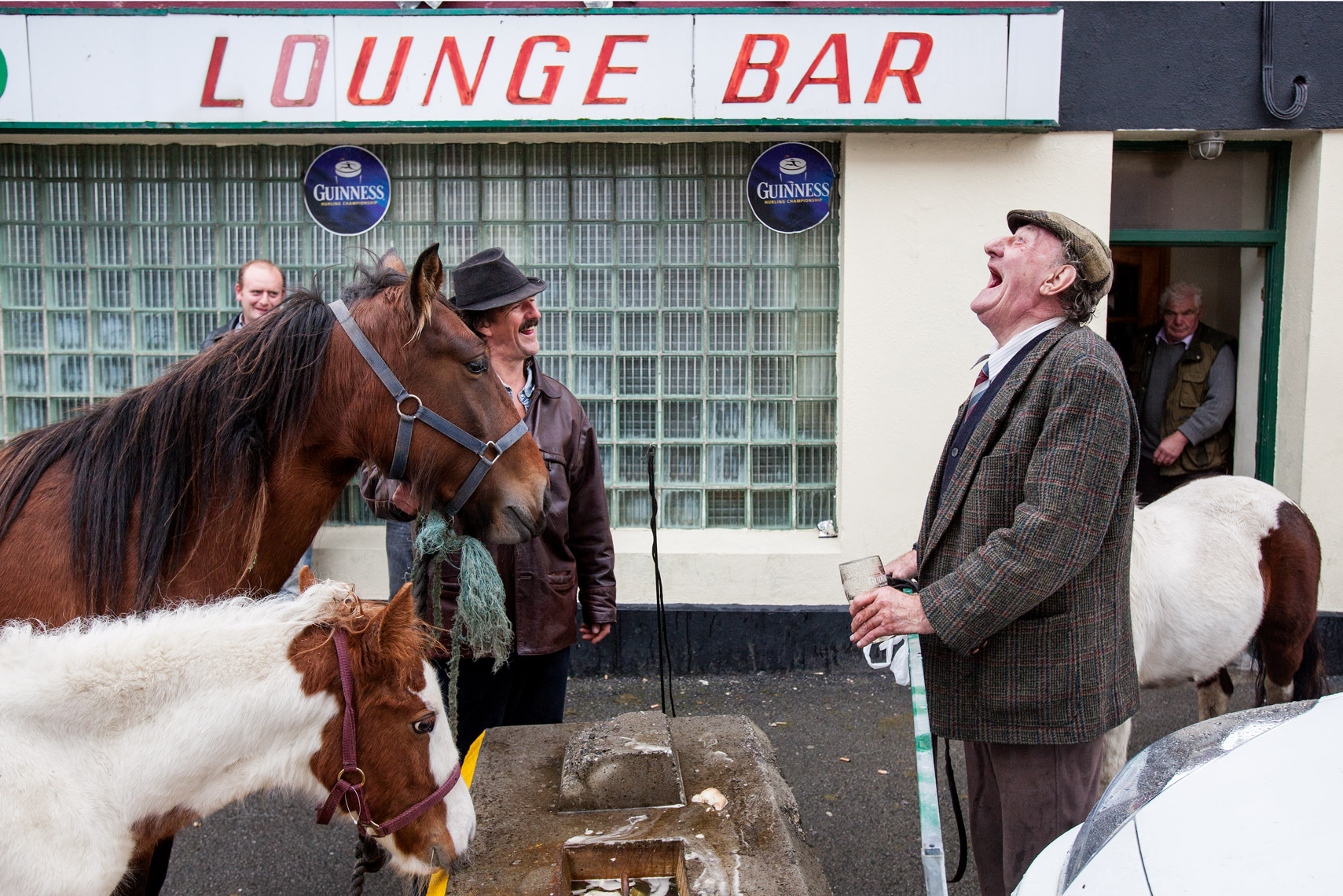 BALLINASLOE-BAR-1